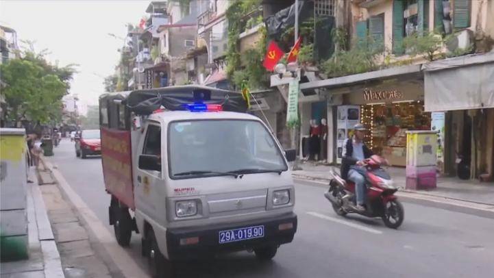 Ra quân lập lại trật tự đô thị khu vực phố cổ